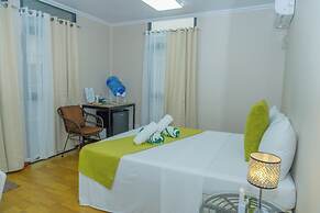 Royal Suites Port Barton