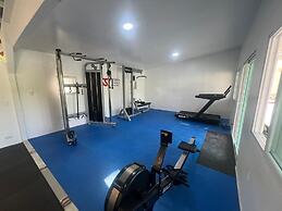 Royal Suites Port Barton