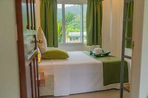 Royal Suites Port Barton