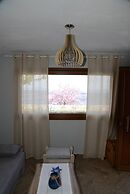 Athena Charming apt with stunning view