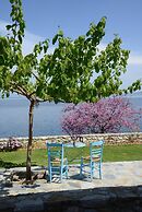 Athena Charming apt with stunning view