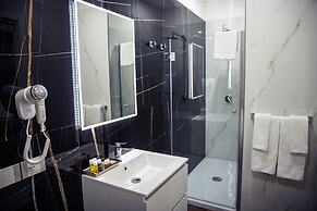 Lauria Luxury Room