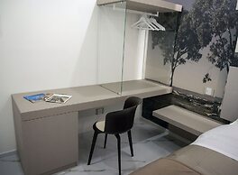 Lauria Luxury Room
