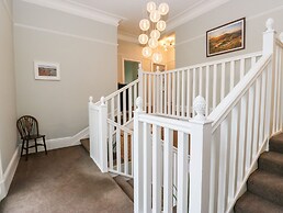 The Old Post Office - Pet Friendly Group Stays in Holmfirth