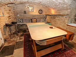 The Old Post Office - Pet Friendly Group Stays in Holmfirth