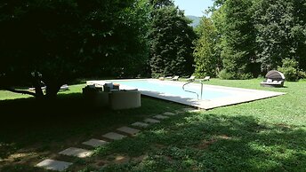 Casa Cassettari Apartment With Garden