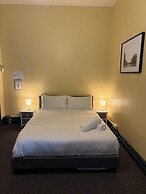 Bellbird Hotel