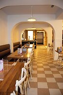 Bellbird Hotel
