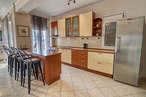 Votsalakia Hotel & Luxury Apartments