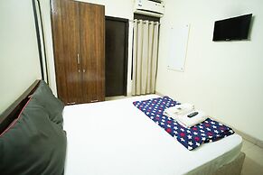 Roomshala 014 Hotel EM