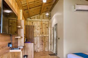 Pumpkin Hotels Corbett, Tusk N Wood