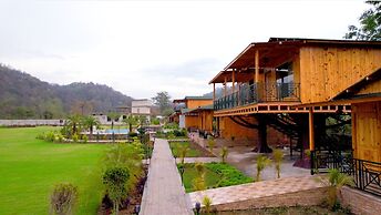 Pumpkin Hotels Corbett, Tusk N Wood