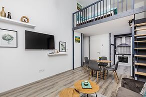 Venus Apartments - Westside Residence