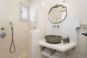 Santorita Suites