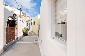 Santorita Suites