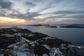 Santorita Suites