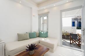 Santorita Suites
