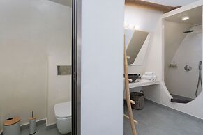 Santorita Suites