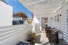 Santorita Suites