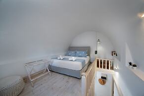 Santorita Suites