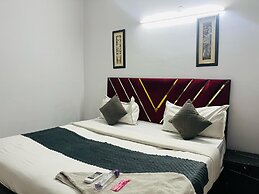Roomshala 045 Galaxy Noida 35