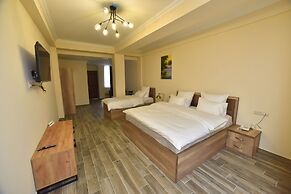 Altunyan Hotel