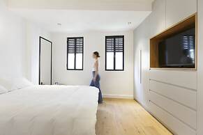 AirTLV-Bazel Apartment With Balcony