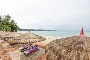 Foxy's Beach Resort