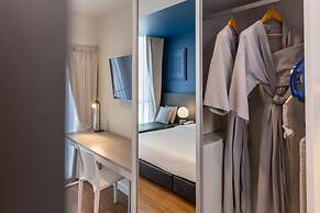 Blue Hippo Hotel
