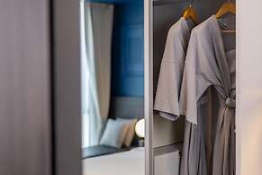Blue Hippo Hotel