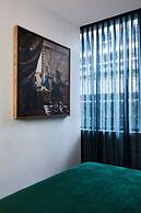uws short stay