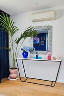 uws short stay