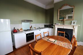 The Exchange Beaconsfield - Offering Heritage Accommodation