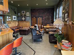 The Exchange Beaconsfield - Offering Heritage Accommodation