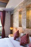 HOTEL MERA PEAK PVT LTD