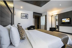 THE CASTELLO RESIDENCY