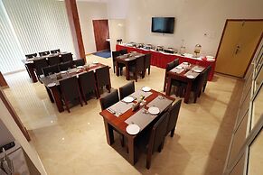 HOTEL BLUEMOON