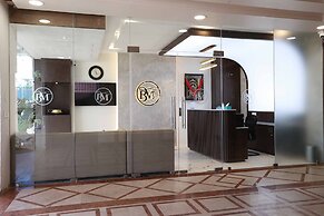 HOTEL BLUEMOON