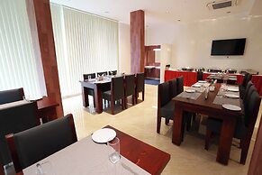 HOTEL BLUEMOON