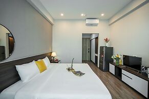 Ivy Luxury Hotel & Apartment