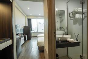 Ivy Luxury Hotel & Apartment