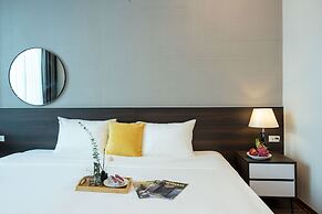 Ivy Luxury Hotel & Apartment
