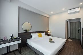 Ivy Luxury Hotel & Apartment