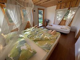 Boutique Glamping Divja DiVine