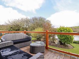 Lake View 10
