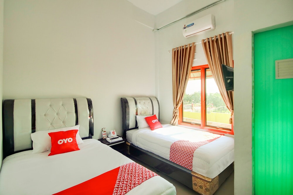 OYO 3844 Shinta Guesthouse