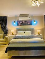 Garden Bungalows and Suites