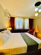 Garden Bungalows and Suites