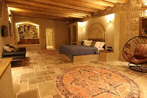Vita Cave Hotel