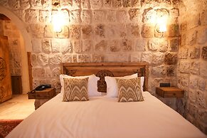 Vita Cave Hotel